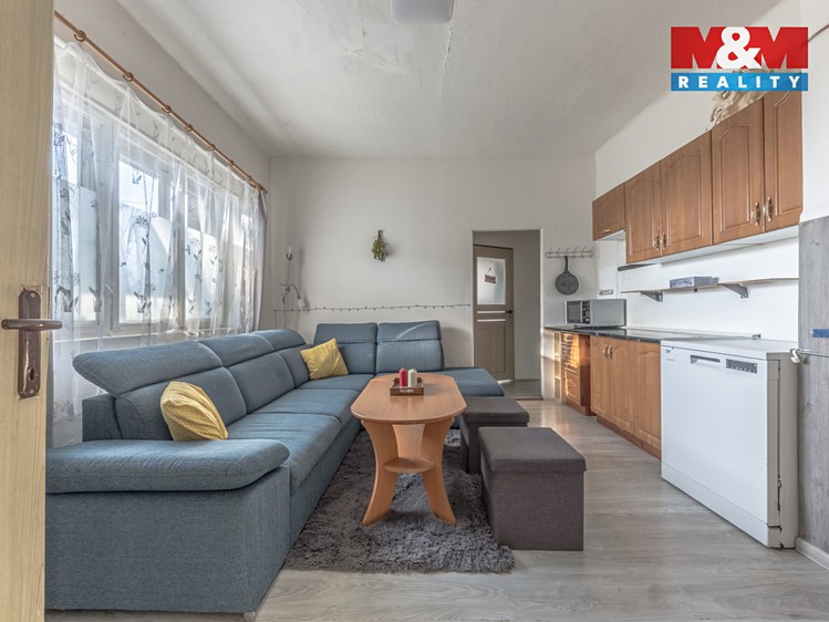 Prodej  rodinného domu 104 m², pozemek 2 611 m² - foto 4
