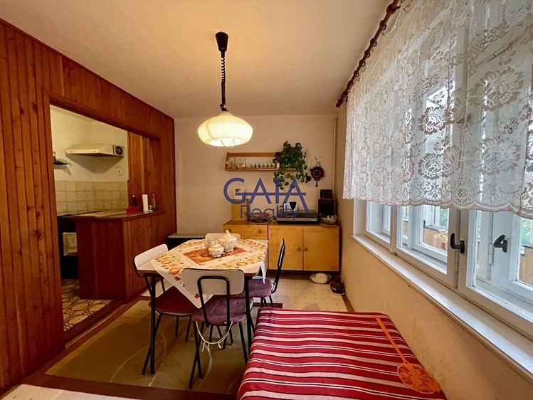 Prodej rodinného domu 176 m², pozemek 785 m² - foto 5