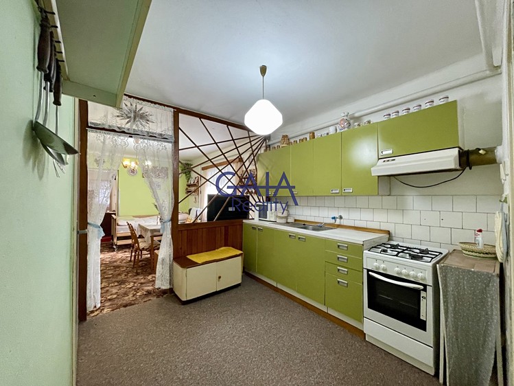 Prodej rodinného domu 143 m², pozemek 1 259 m² - foto 2