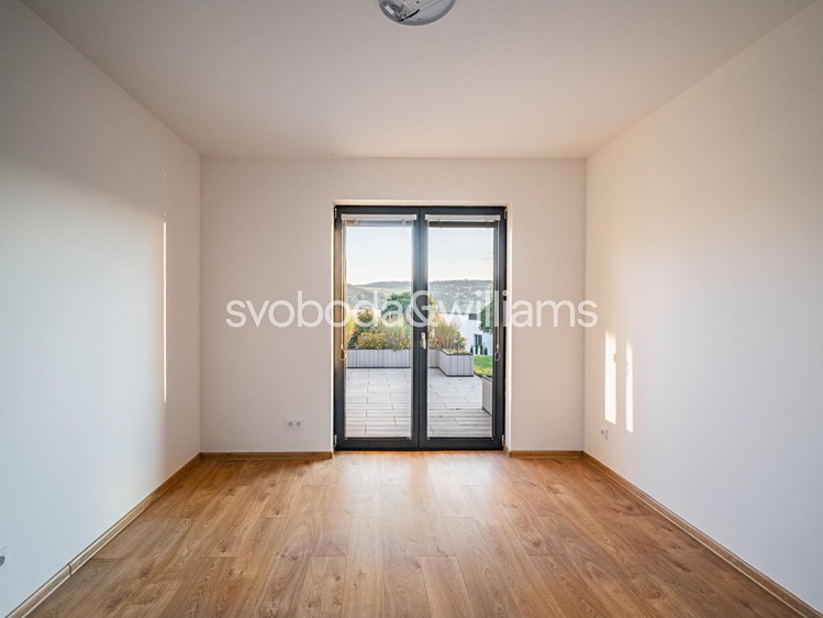 Prodej  rodinného domu 171 m², pozemek 2 505 m² - foto 8