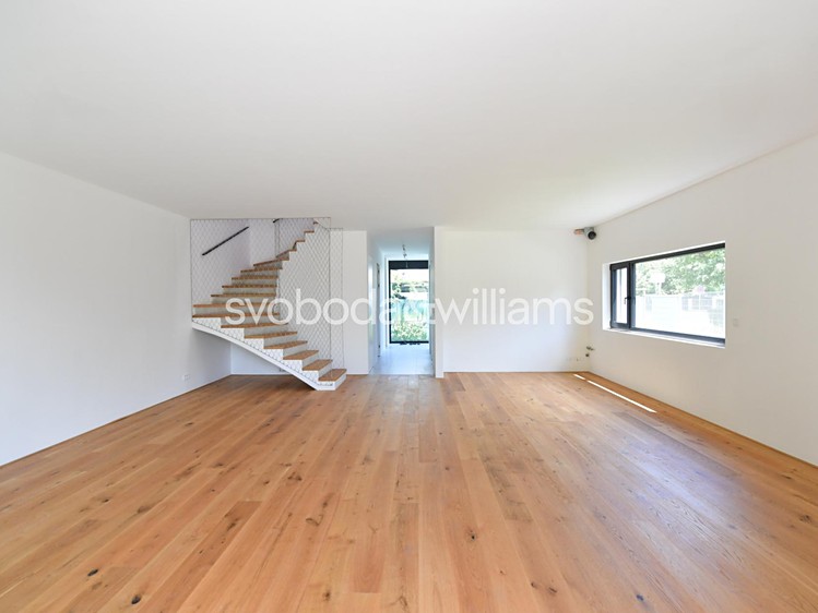 Prodej rodinného domu 184 m², pozemek 232 m² - foto 7