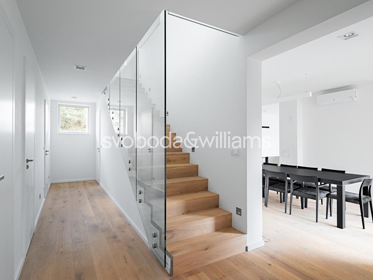 Prodej vily 291 m², pozemek 739 m² - foto 7