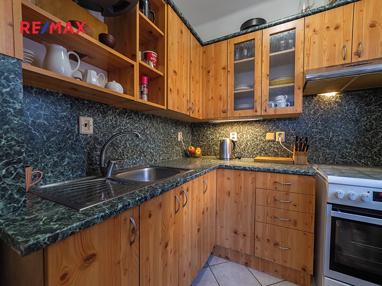 Prodej rodinného domu 160 m², pozemek 406 m² - foto 4