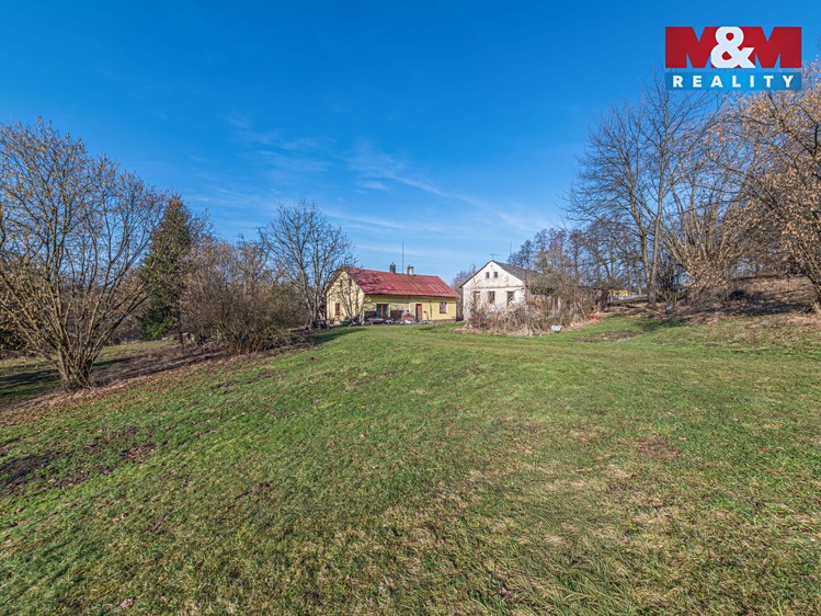 Prodej rodinného domu 89 m², pozemek 29 608 m² - foto 2