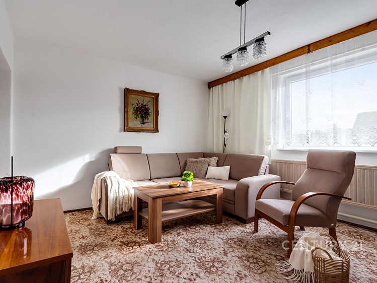 Prodej rodinného domu 64 m², pozemek 654 m² - foto 1