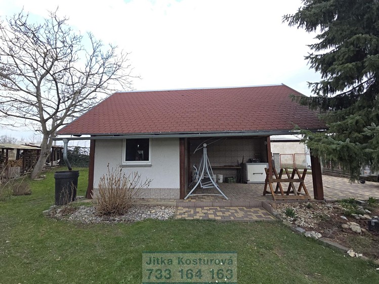 Prodej rodinného domu 160 m², pozemek 1 225 m² - foto 6