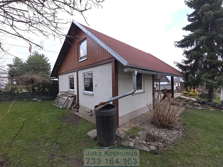 Prodej rodinného domu 160 m², pozemek 1 225 m² - foto 7