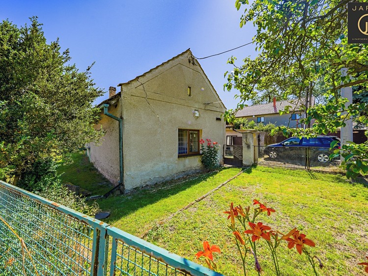 Prodej  rodinného domu 95 m², pozemek 649 m² - foto 3
