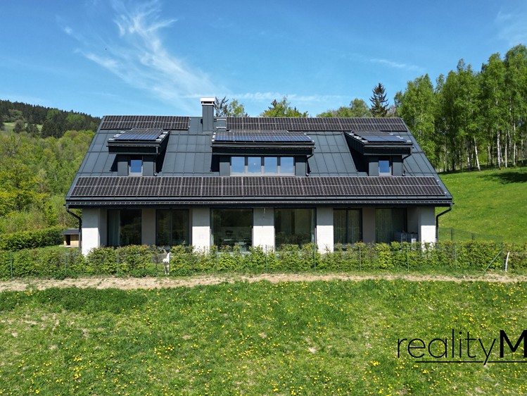 Prodej rodinného domu 470 m², pozemek 107 000 m² - foto 3