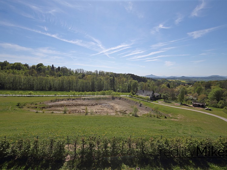 Prodej rodinného domu 470 m², pozemek 107 000 m² - foto 7