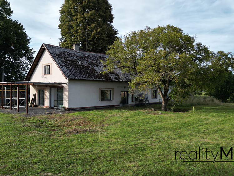Prodej rodinného domu 193 m², pozemek 2 169 m² - foto 6