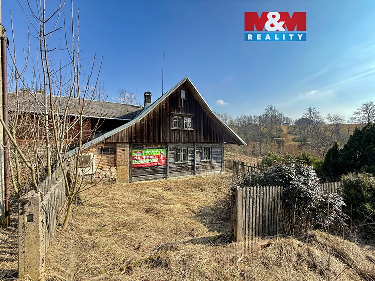 Prodej rodinného domu 40 m², pozemek 1 268 m² - foto 1