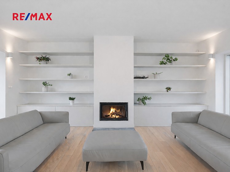 Prodej rodinného domu 177 m², pozemek 1 211 m² - foto 3