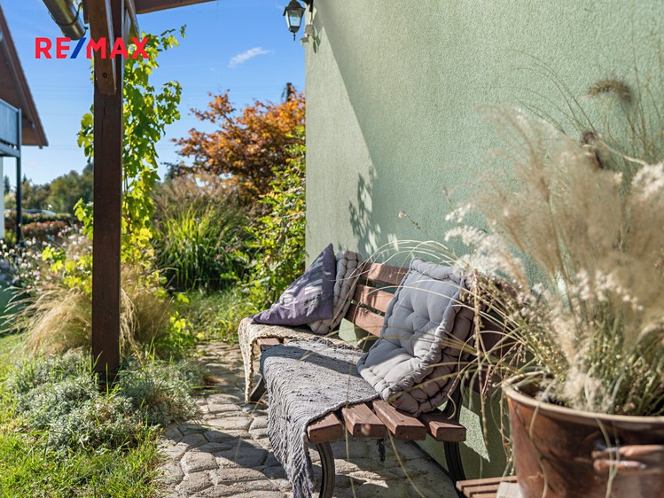Prodej rodinného domu 128 m², pozemek 945 m² - foto 4