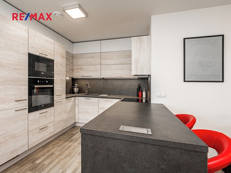Prodej rodinného domu 123 m², pozemek 530 m² - foto 6