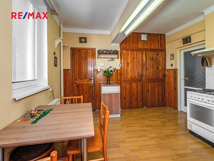 Prodej vícegeneračního domu 150 m², pozemek 700 m² - foto 8