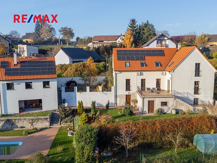 Prodej rodinného domu 350 m², pozemek 3 497 m² - foto 1