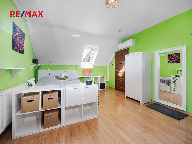 Prodej rodinného domu 350 m², pozemek 3 497 m² - foto 6