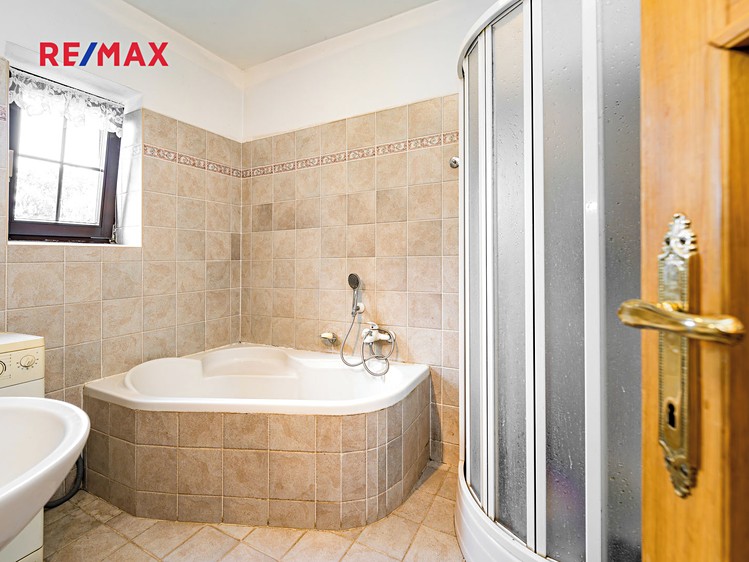 Prodej rodinného domu 150 m², pozemek 4 942 m² - foto 8