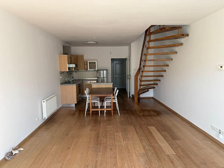 Pronájem rodinného domu 81 m², pozemek 89 m² - foto 4