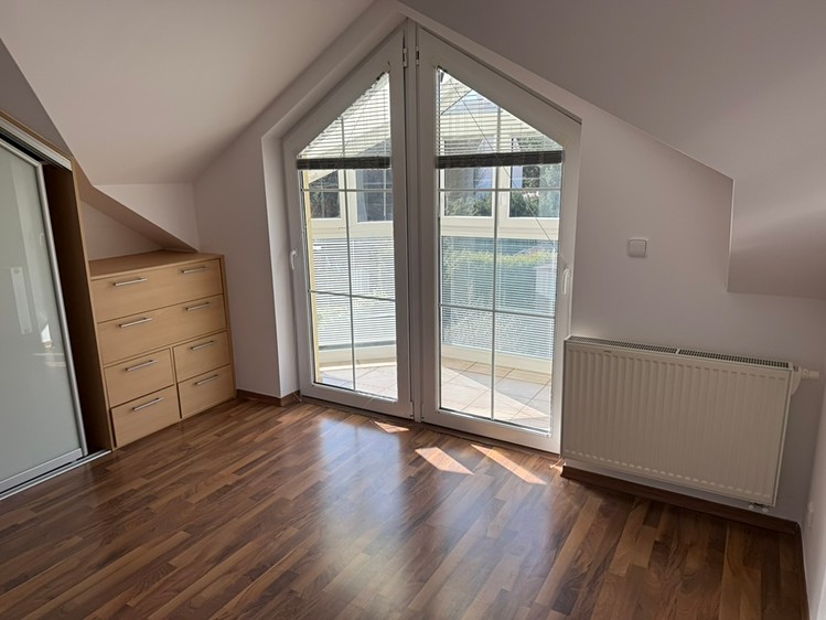 Pronájem rodinného domu 81 m², pozemek 89 m² - foto 6