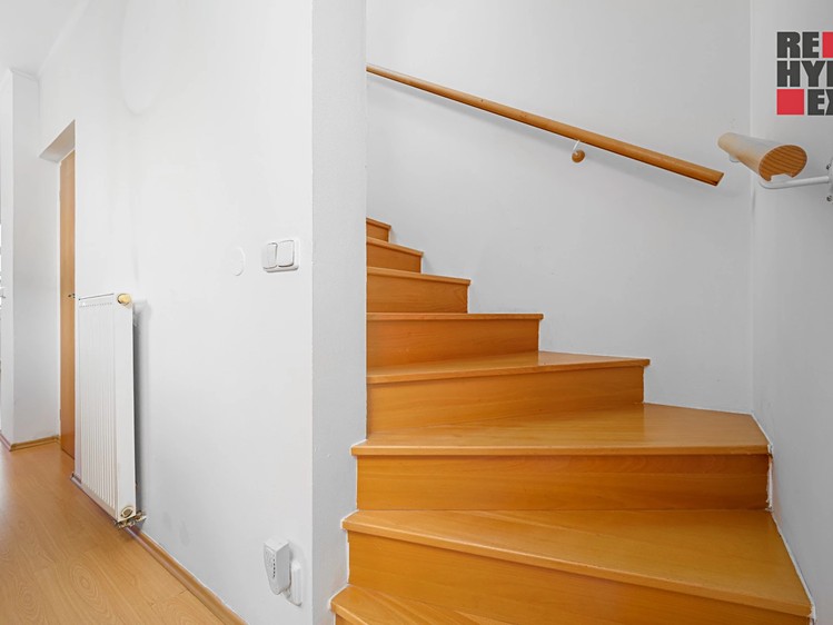 Pronájem rodinného domu 92 m², pozemek 55 m² - foto 8