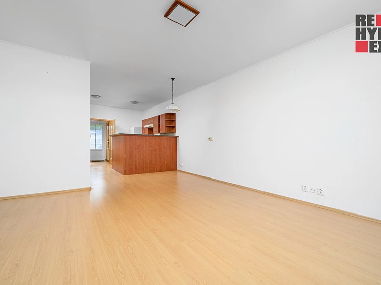 Pronájem rodinného domu 92 m², pozemek 55 m² - foto 6