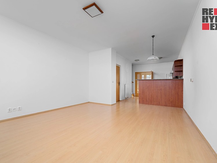 Pronájem rodinného domu 92 m², pozemek 55 m² - foto 7