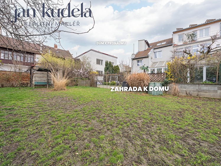 Pronájem rodinného domu 106 m², pozemek 440 m² - foto 1