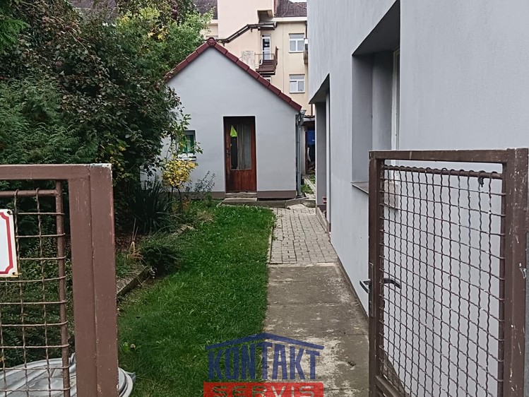 Pronájem rodinného domu 120 m², pozemek 420 m² - foto 2
