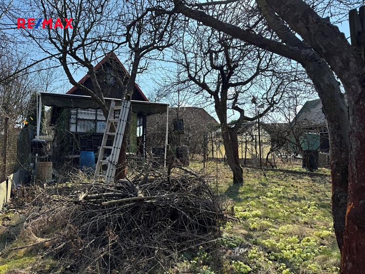 Pronájem  chaty 30 m², pozemek 426 m² - foto 4