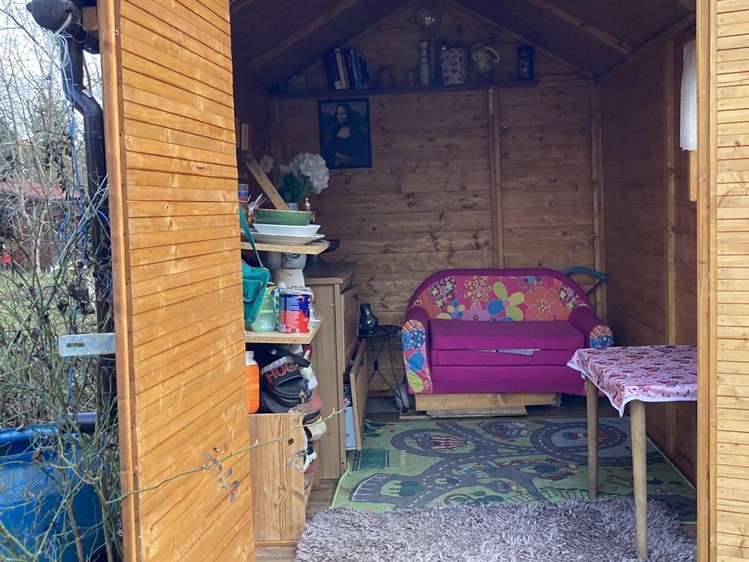 Pronájem chaty 4 m², pozemek 80 m² - foto 4