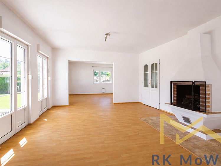 Pronájem vily 365 m², pozemek 539 m² - foto 1
