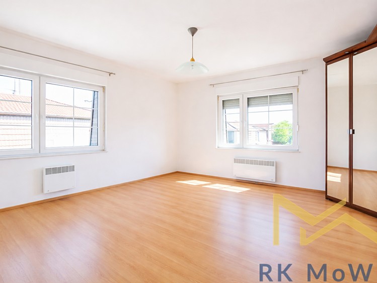 Pronájem vily 365 m², pozemek 539 m² - foto 2