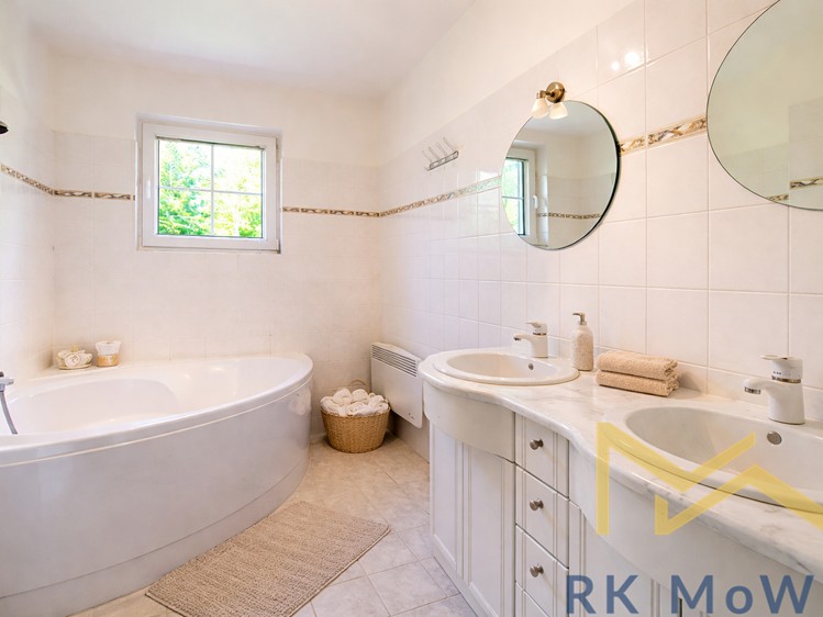 Pronájem vily 365 m², pozemek 539 m² - foto 5