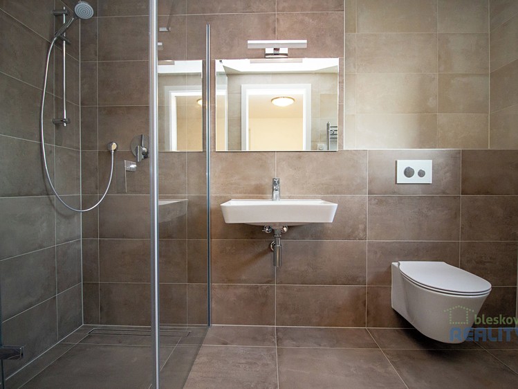 Pronájem rodinného domu 130 m², pozemek 277 m² - foto 6