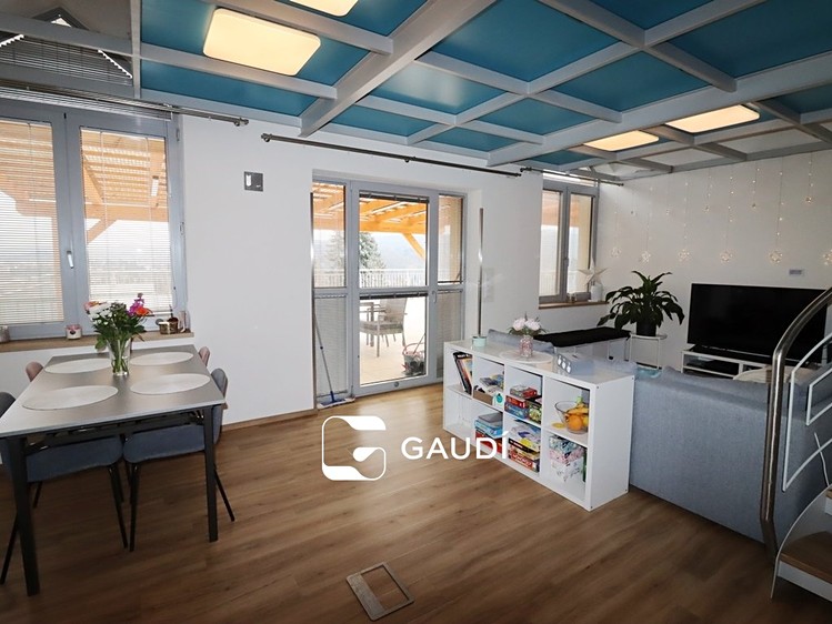 Pronájem rodinného domu 200 m², pozemek 1 629 m² - foto 8