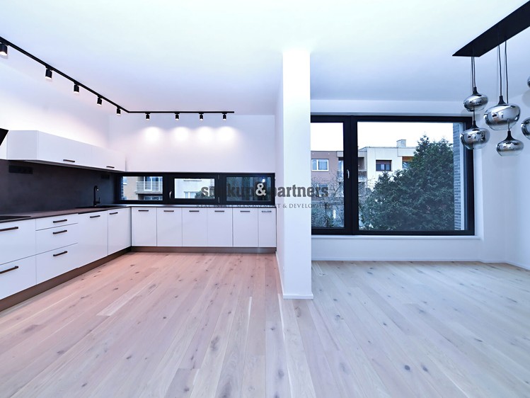 Pronájem rodinného domu 220 m², pozemek 132 m² - foto 7