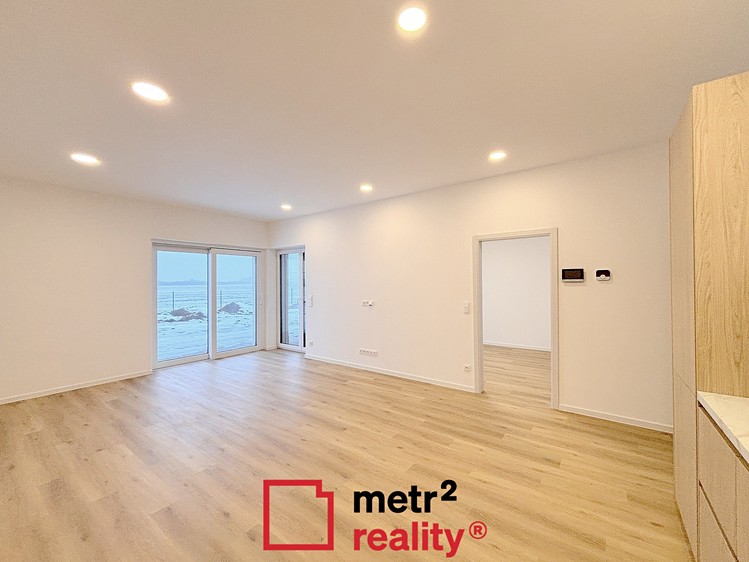 Pronájem rodinného domu 97 m², pozemek 733 m² - foto 8