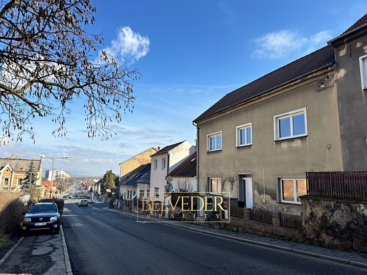 Pronájem rodinného domu 200 m², pozemek 81 m² - foto 1