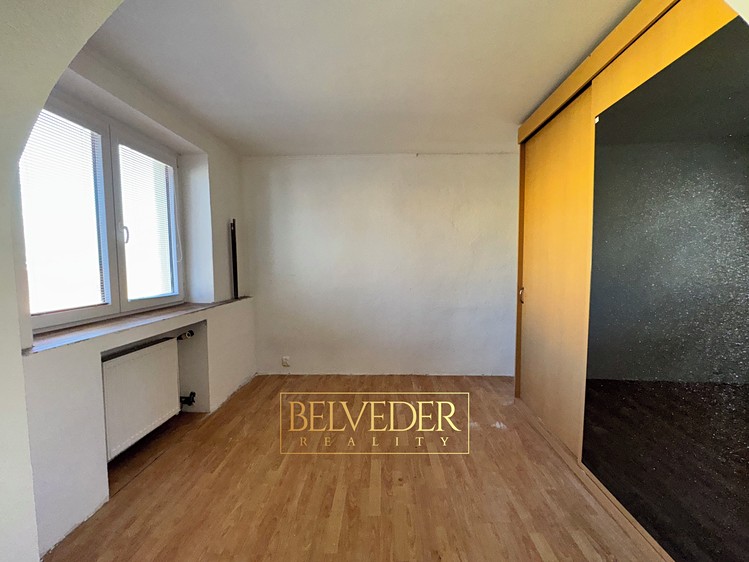 Pronájem rodinného domu 200 m², pozemek 81 m² - foto 4