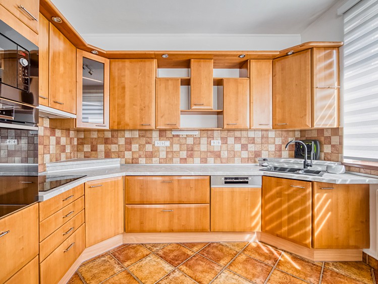 Pronájem rodinného domu 190 m², pozemek 201 m² - foto 8