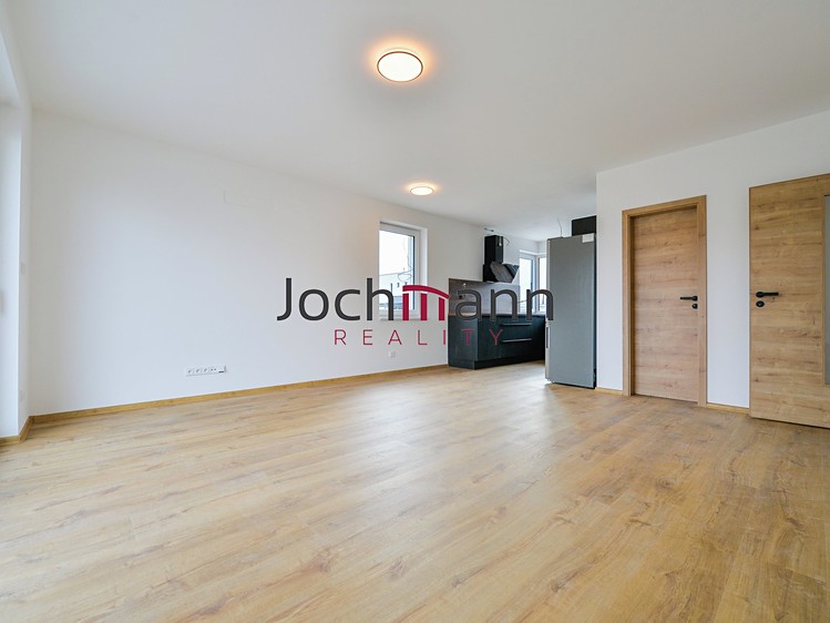 Pronájem rodinného domu 112 m², pozemek 300 m² - foto 3