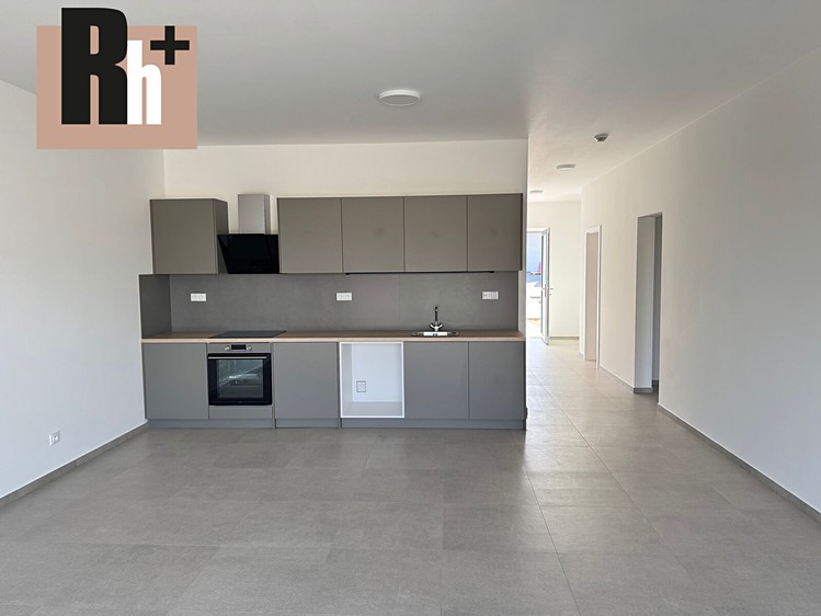 Pronájem rodinného domu 94 m², pozemek 300 m² - foto 4