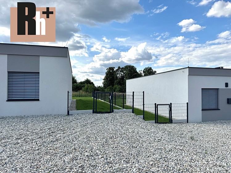 Pronájem rodinného domu 94 m², pozemek 300 m² - foto 2
