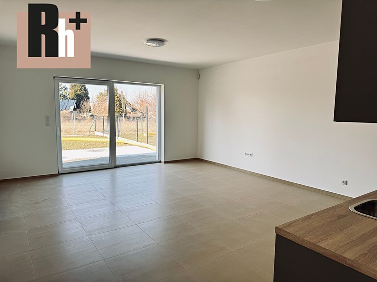 Pronájem rodinného domu 94 m², pozemek 300 m² - foto 5
