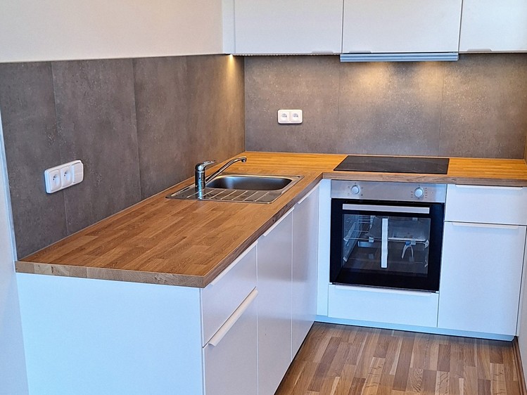 Pronájem rodinného domu 80 m², pozemek 307 m² - foto 3