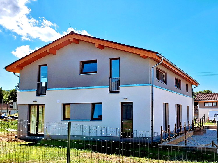 Pronájem rodinného domu 80 m², pozemek 307 m² - foto 1
