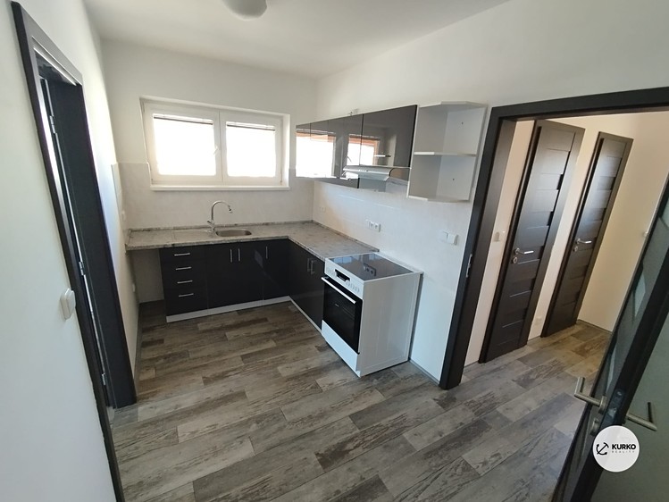 Pronájem rodinného domu 68 m², pozemek 800 m² - foto 4
