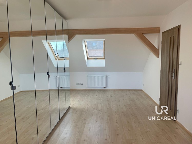 Pronájem rodinného domu 110 m², pozemek 483 m² - foto 5